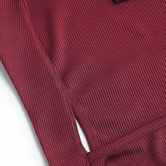 Burgundy red Ruched Square-Neck Maxi Dress - Picture 2 of 6